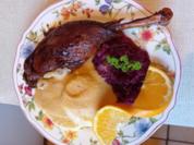 Gänsekeule mit Orangensauce, Apfelrotkohl und böhmischen Knödeln - Rezept - Bild Nr. 2