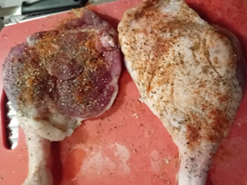 Rezept: Gänsekeule mit Orangensauce, Apfelrotkohl und böhmischen Knödeln Bild Nr. 4 Gänsekeule mit Orangensauce, Apfelrotkohl und böhmischen Knödeln - Rezept - Bild Nr. 4