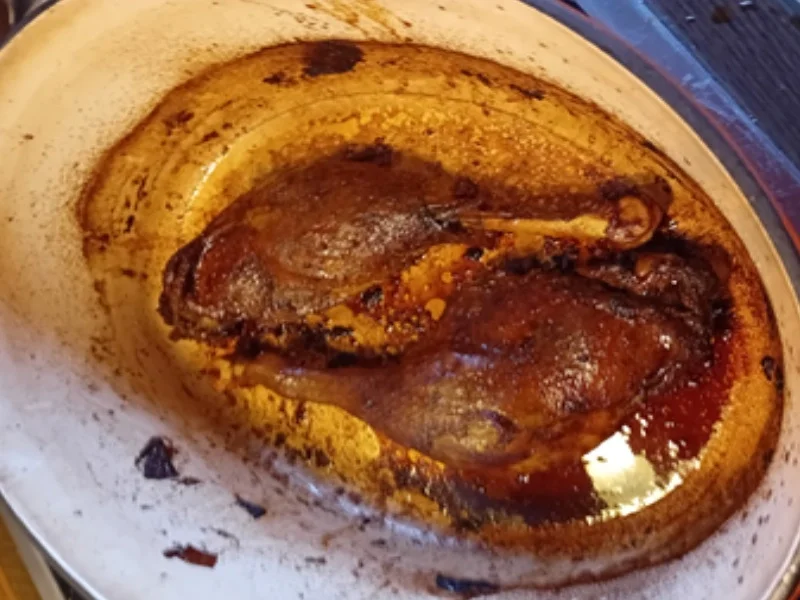 Rezept: Gänsekeule mit Orangensauce, Apfelrotkohl und böhmischen Knödeln Bild Nr. 10 Gänsekeule mit Orangensauce, Apfelrotkohl und böhmischen Knödeln - Rezept - Bild Nr. 10