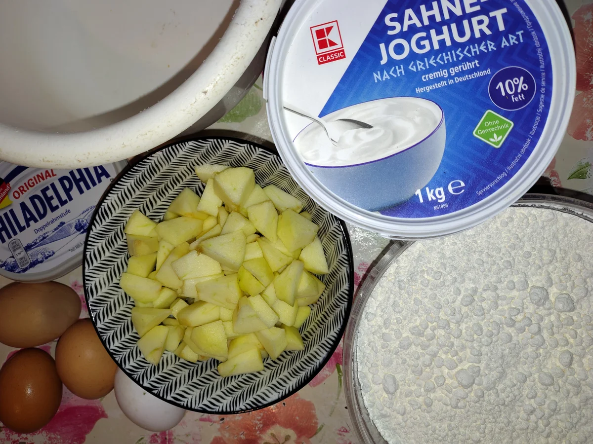 Kleine Apfel - Joghurt - Torte - Rezept - Bild Nr. 4