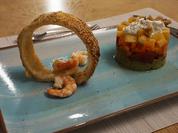 Erbsen-Möhren-Tomaten-Mango-Burrata-Törtchen mit Blätterteigring und Garnelen - Rezept - Bild Nr. 2