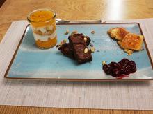 Kaiserschmarrn mit Kirschkompott, Schokoküchlein und Pfirsich-Maracuja-Creme mit Schwips - Rezept - Bild Nr. 2