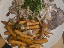 Rinderrostbraten mit Cremechampignongs und selbstgemachten Pommes - Rezept - Bild Nr. 2