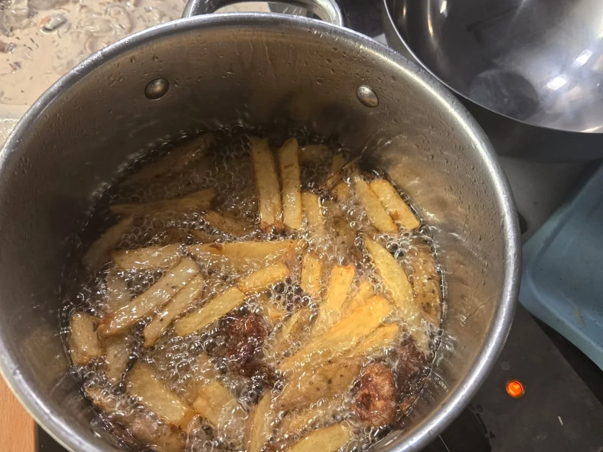 Rinderrostbraten mit Cremechampignongs und selbstgemachten Pommes - Rezept - Bild Nr. 4