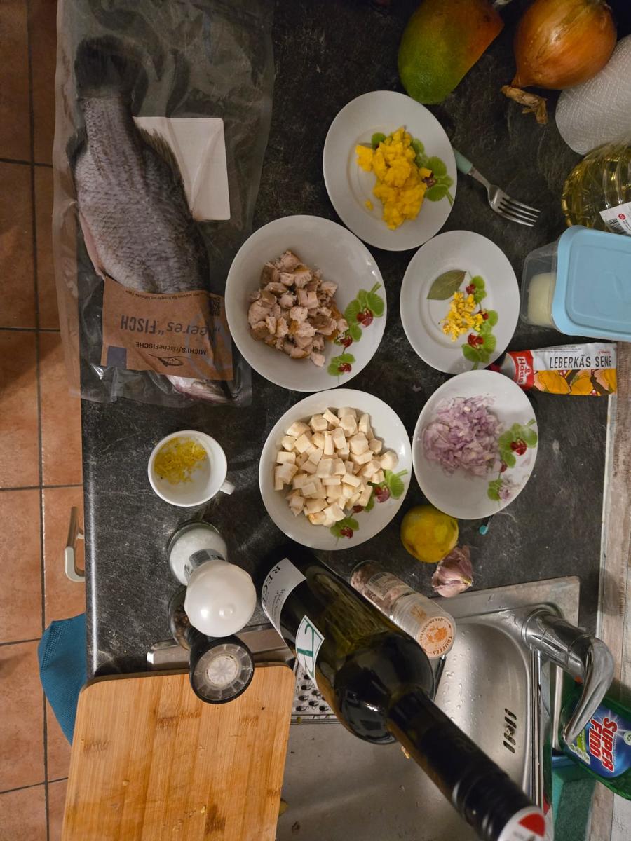 Steierischer Barramundi finkenweder Art mit Ingwer-Mango Beurre Blanc und Petersilienwurze - Rezept - Bild Nr. 17611