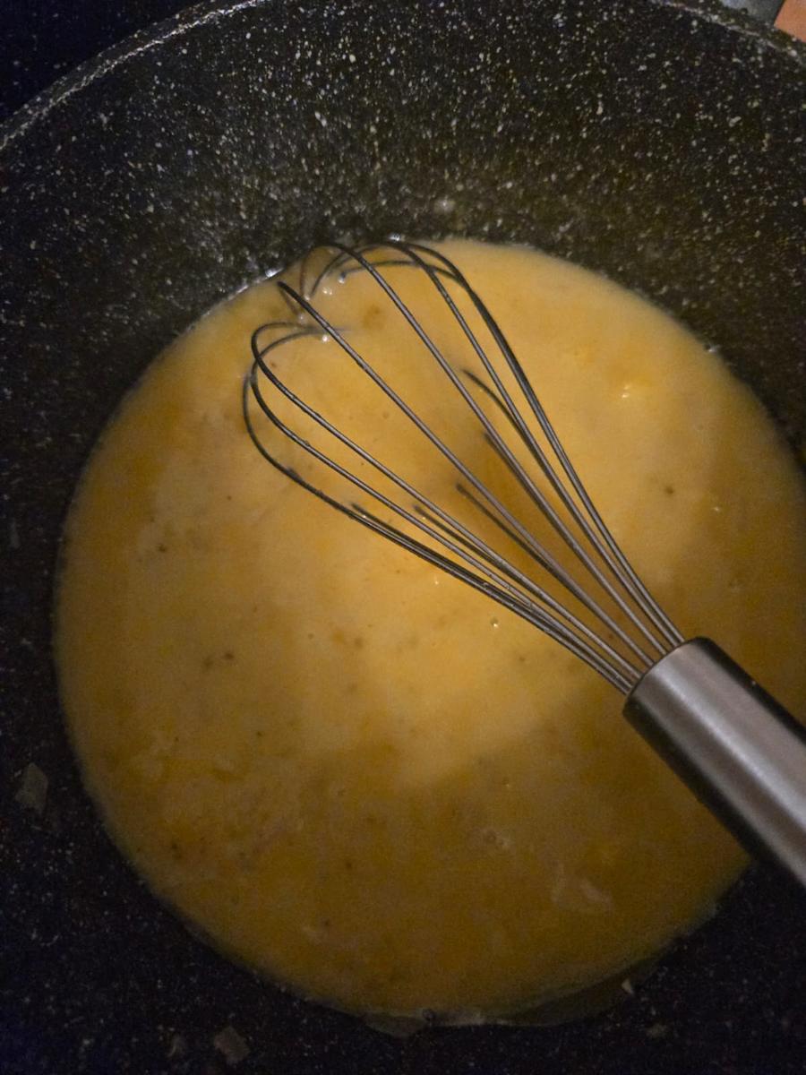 Steierischer Barramundi finkenweder Art mit Ingwer-Mango Beurre Blanc und Petersilienwurze - Rezept - Bild Nr. 17613