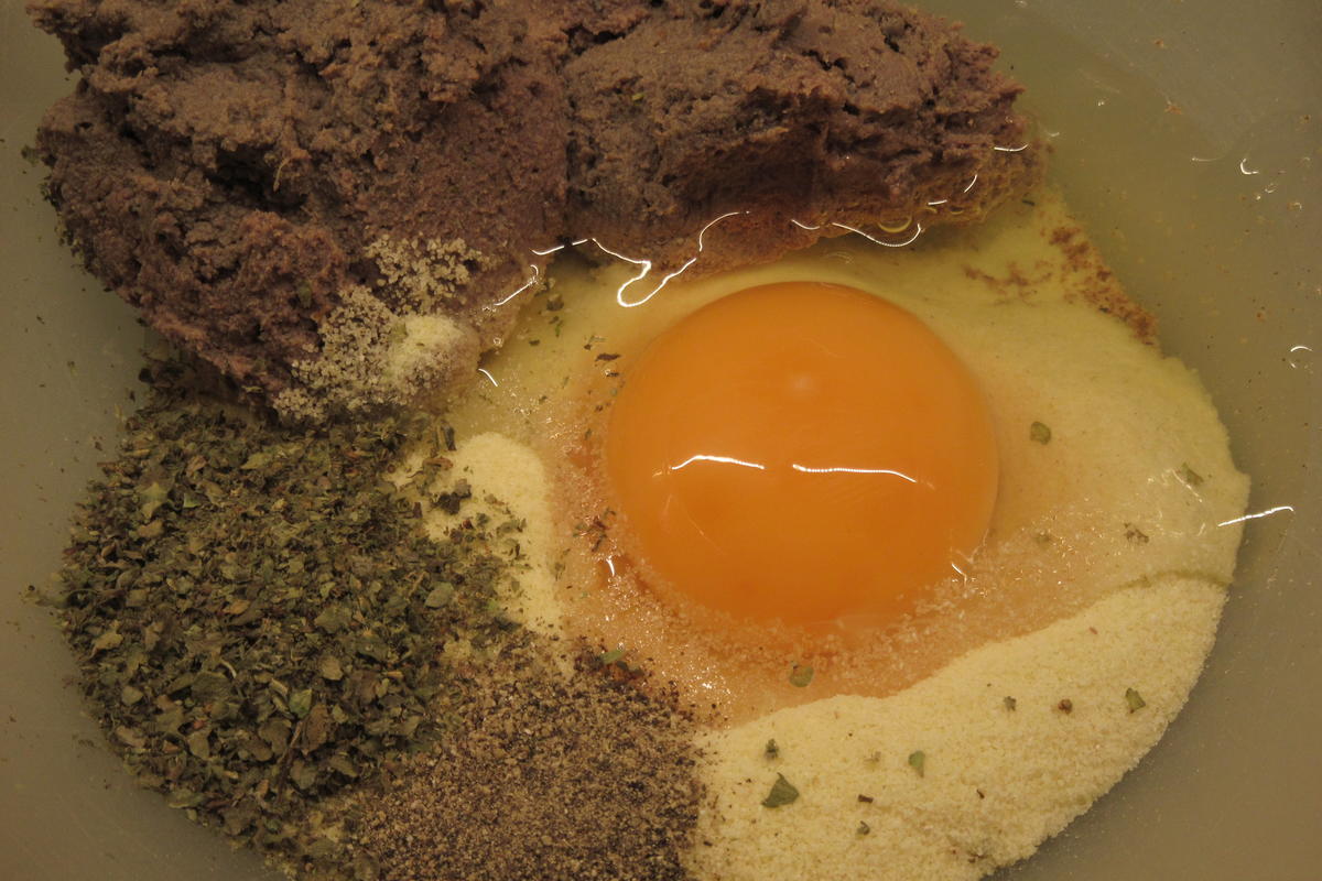 Rezept: Suppeneinlage: Leber-Nocken Bild Nr. 17611 Suppeneinlage: Leber-Nocken - Rezept - Bild Nr. 17611