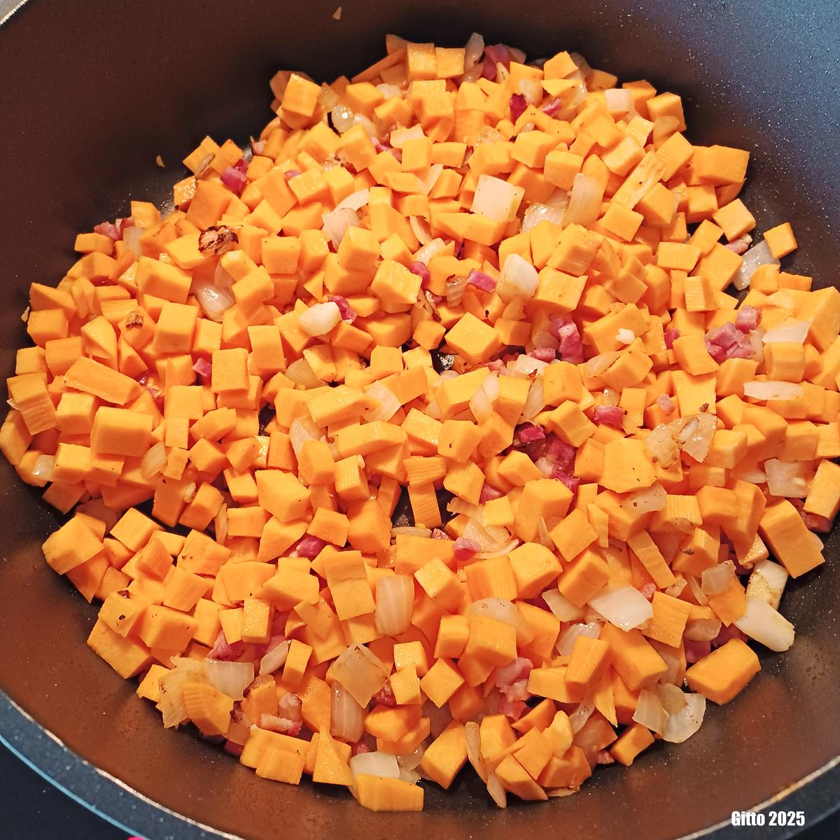 Süßkartoffelsuppe mit Käse und Hack - Rezept - Bild Nr. 17614