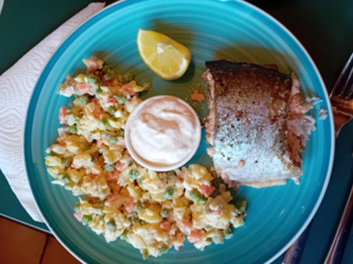 Lachsforelle mit herzhaften Kartoffelsalat - Rezept - Bild Nr. 2