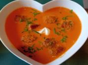 Tomaten-Paprika-Suppe mit Toastbrotcroutons - Rezept - Bild Nr. 17610