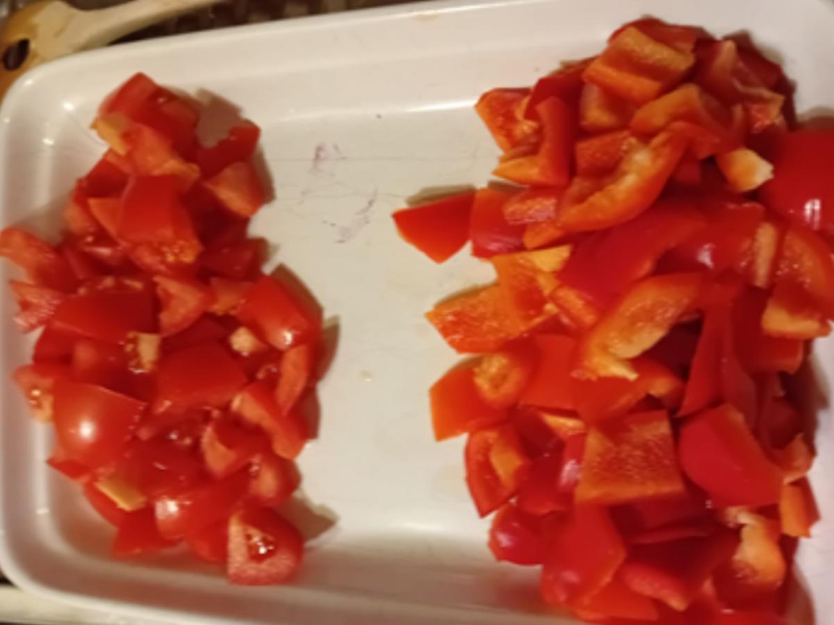 Tomaten-Paprika-Suppe mit Toastbrotcroutons - Rezept - Bild Nr. 17612