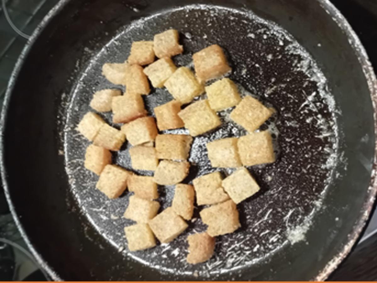 Tomaten-Paprika-Suppe mit Toastbrotcroutons - Rezept - Bild Nr. 17618