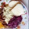 Knusperente mit Rahm-Zwiebelsauce, Rotkohl und Böhmischen Knödeln - Rezept - Bild Nr. 2