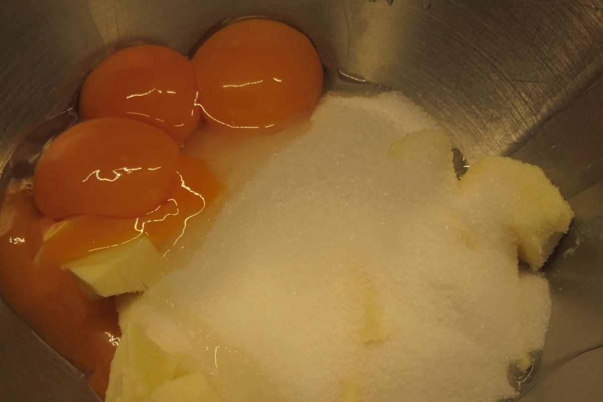 Rezept: Backen: Nusskuchen mit Ganache Bild Nr. 17614 Backen: Nusskuchen mit Ganache - Rezept - Bild Nr. 17614