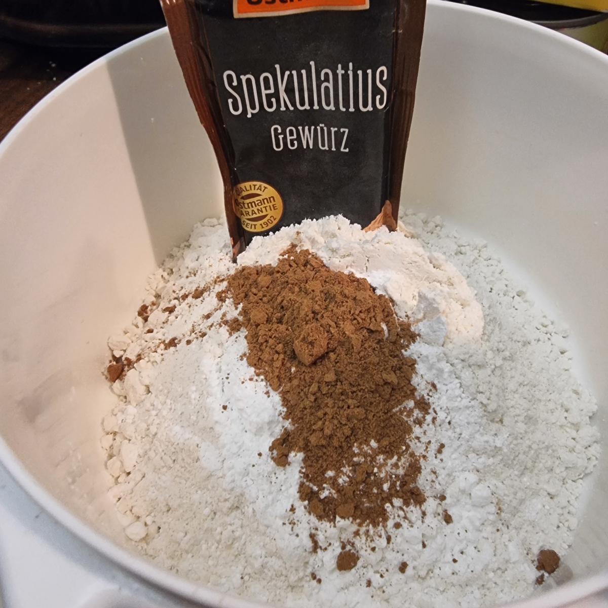 Spekulatius-Schnitten - Rezept - Bild Nr. 17631