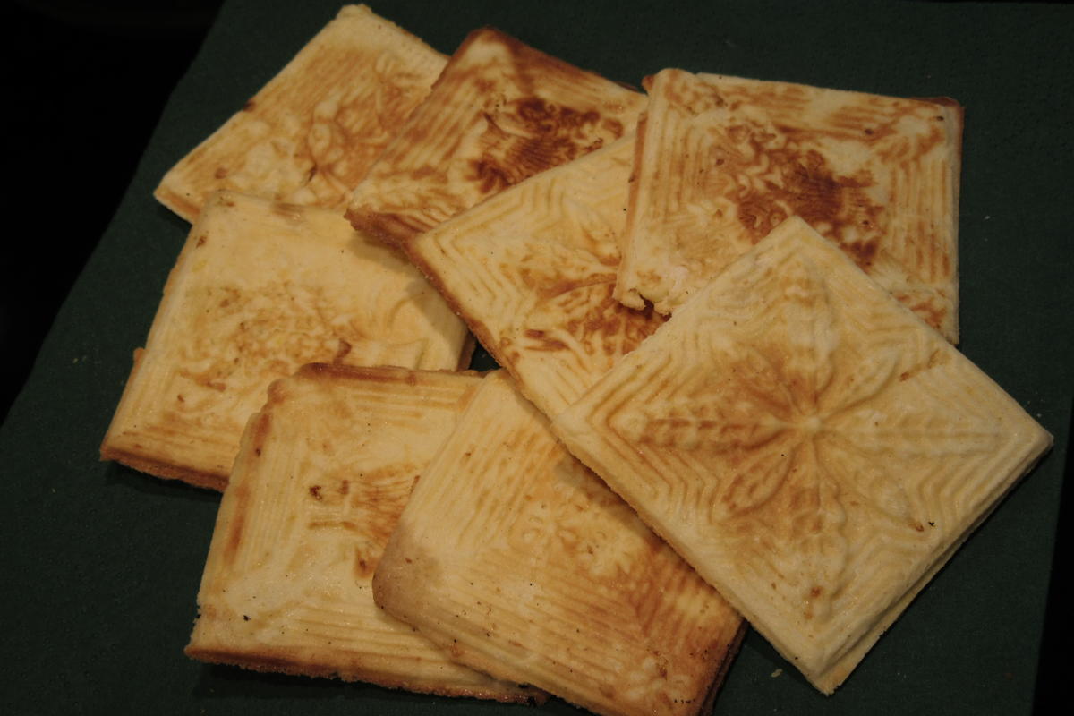 Rezept: Plätzchen: Zitronenwaffeln Bild Nr. 2 Plätzchen: Zitronenwaffeln - Rezept - Bild Nr. 2