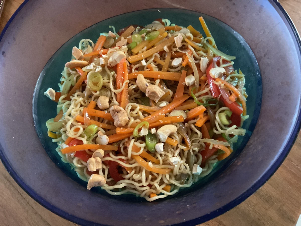 Asia (Mie) Nudelsalat - Rezept - Bild Nr. 17638