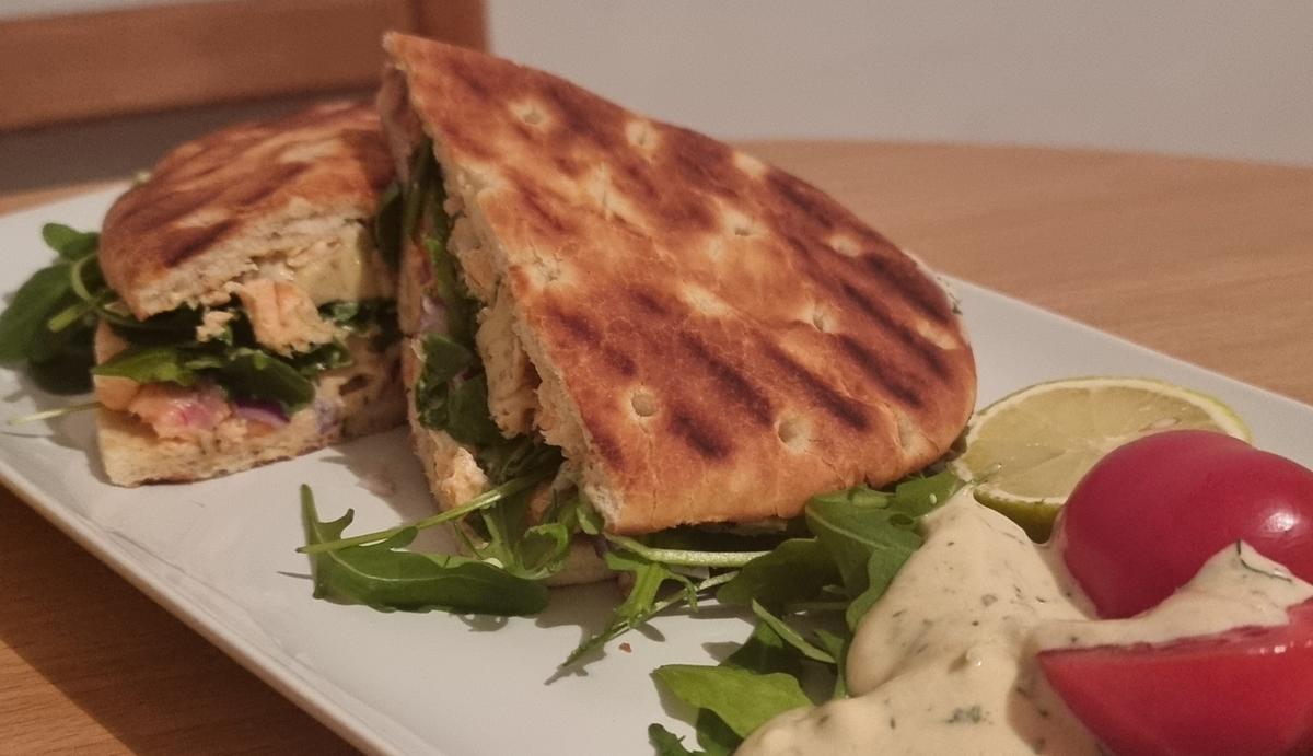 Rezept: Pulled Lachs Panini Bild Nr. 17639 Pulled Lachs Panini - Rezept - Bild Nr. 17639