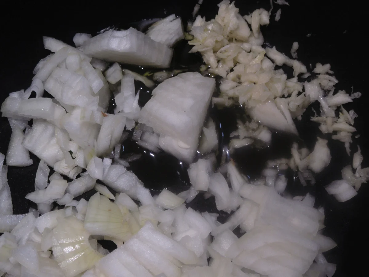 Geflügel: Hühnerfleischküchle mit Paprikagemüse - Rezept - Bild Nr. 4