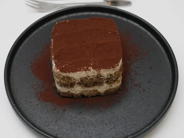 Rezept: Klassisches Tiramisu mit Espresso, Amaretto & geschlagener Sahne Bild Nr. 2 Klassisches Tiramisu mit Espresso, Amaretto & geschlagener Sahne - Rezept - Bild Nr. 2