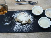 Apfel-Crumble mit Apfel-Eis und eingelegten Mispelchen - Rezept - Bild Nr. 2