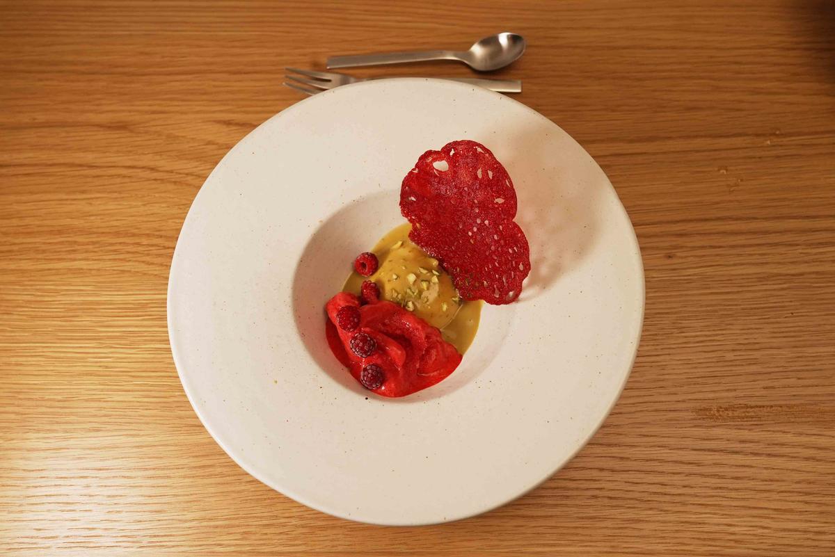 Rezept: Panna cotta mit Himbeersorbet Bild Nr. 17640 Panna cotta mit Himbeersorbet - Rezept - Bild Nr. 17640