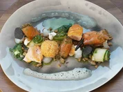 Lachsvariationen mit Dill, Gurke und Zitrone - Rezept - Bild Nr. 17640