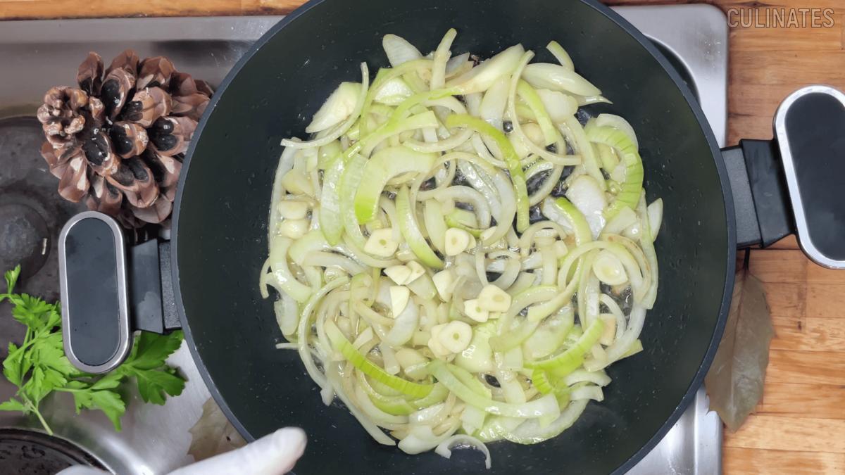 Hühnerleber mit Zwiebeln - Rezept - Bild Nr. 17643