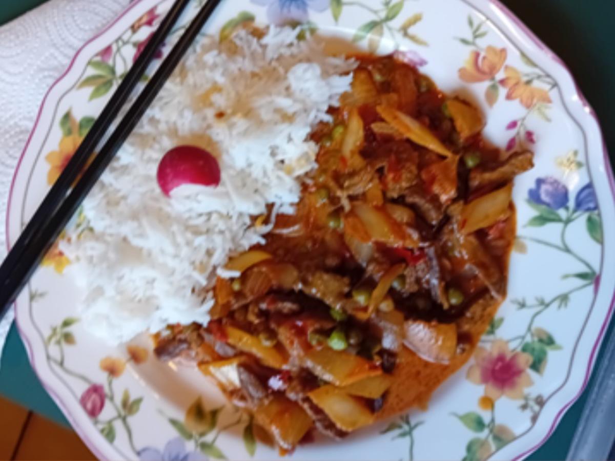Rindfleisch mit Chinakohl und Erbsen im Wok mit Basmatireis - Rezept - Bild Nr. 11