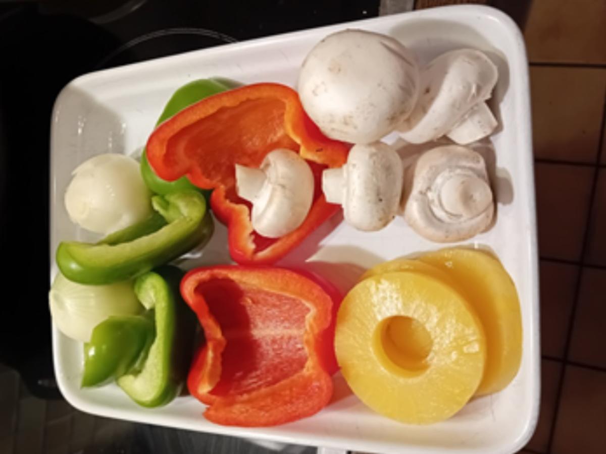 Geschmortes Hackfleisch mit Gemüsemix und Glasnudeln - Rezept - Bild Nr. 17648