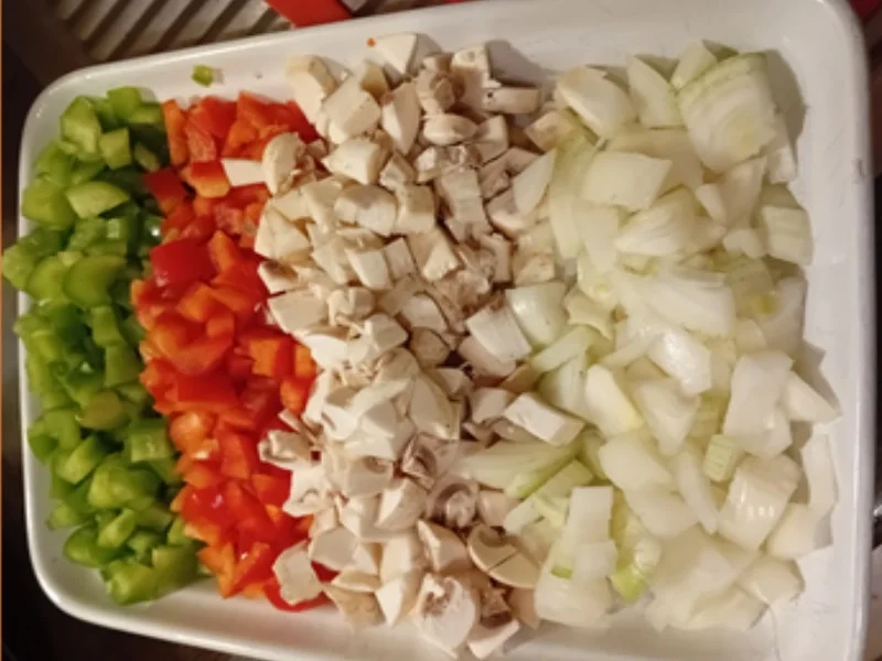 Geschmortes Hackfleisch mit Gemüsemix und Glasnudeln - Rezept - Bild Nr. 17649