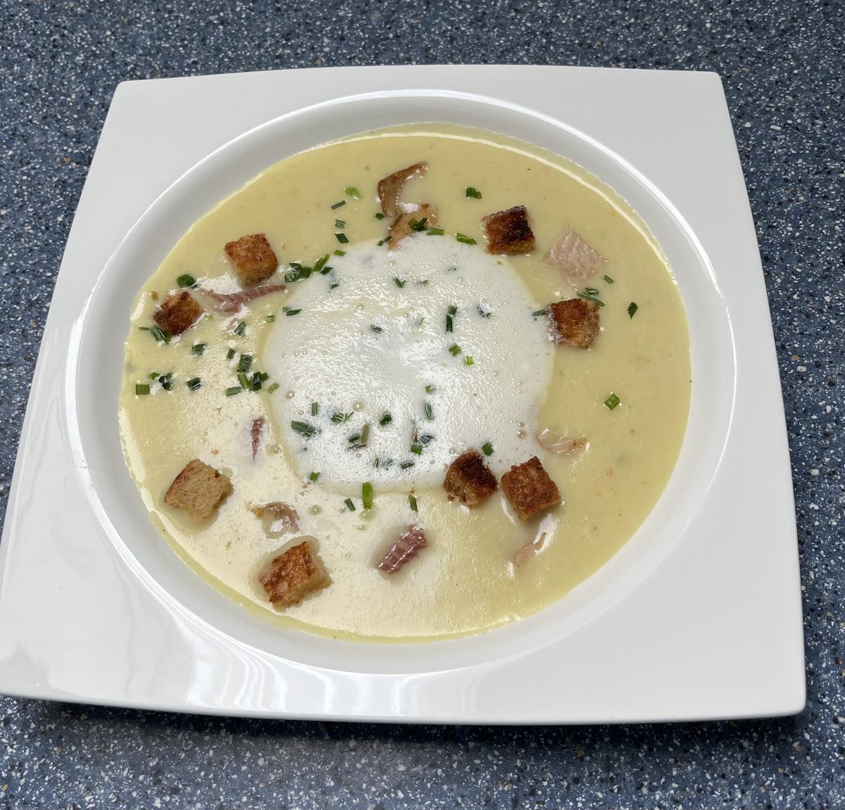 Rezept: Meerrettichsuppe Bild Nr. 2 Meerrettichsuppe - Rezept - Bild Nr. 2