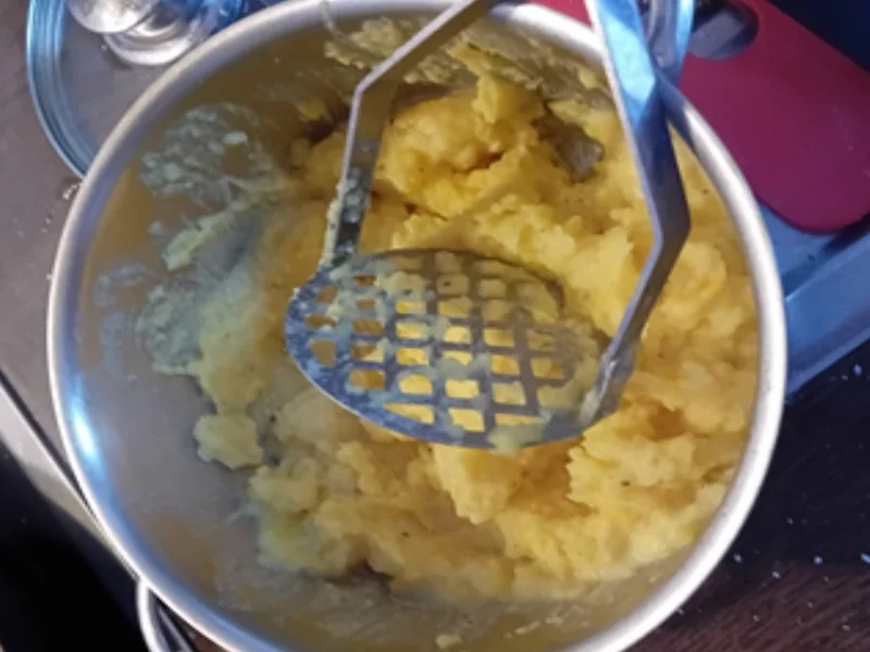 Knusper-Zanderfilet mit Buschbohnen und Apfel-Kartoffel-Stampf - Rezept - Bild Nr. 17669