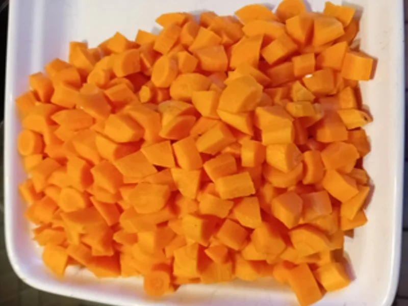 Bundmöhren-Creme-Suppe mit asiatischer Note und Mettbällchen-Einlage - Rezept - Bild Nr. 5