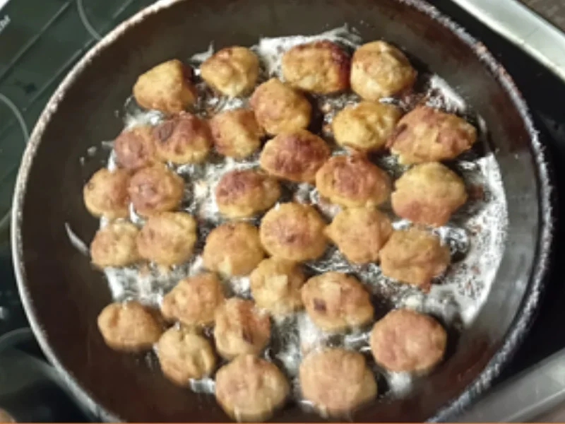 Bundmöhren-Creme-Suppe mit asiatischer Note und Mettbällchen-Einlage - Rezept - Bild Nr. 14