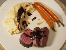 Rehrücken mit Printensauce an Pastinakenpüree mit glasierten Möhren - Rezept - Bild Nr. 17666