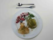 Mozzarella im Künefe-Netz mit Pistazien-Parfait - Rezept - Bild Nr. 2