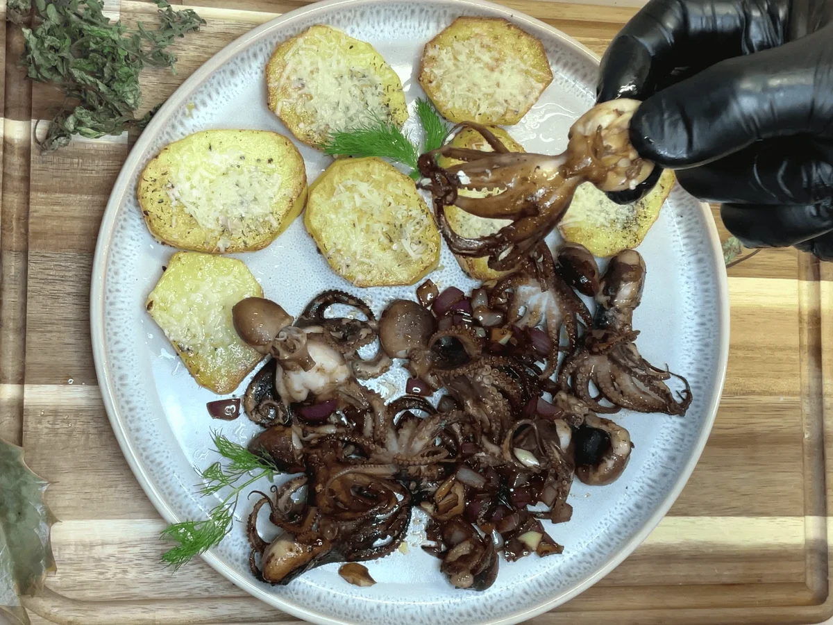 Rezept: Mini-Oktopus-Rezept Bild Nr. 17678 Mini-Oktopus-Rezept - Rezept - Bild Nr. 17678