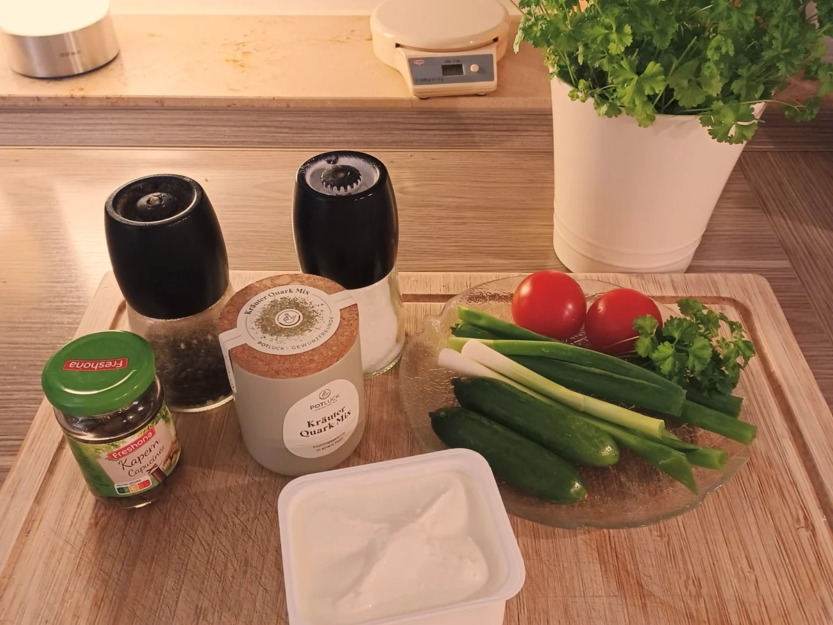 Quetschkartoffeln mit frischer Quarkzubereitung - Rezept - Bild Nr. 3