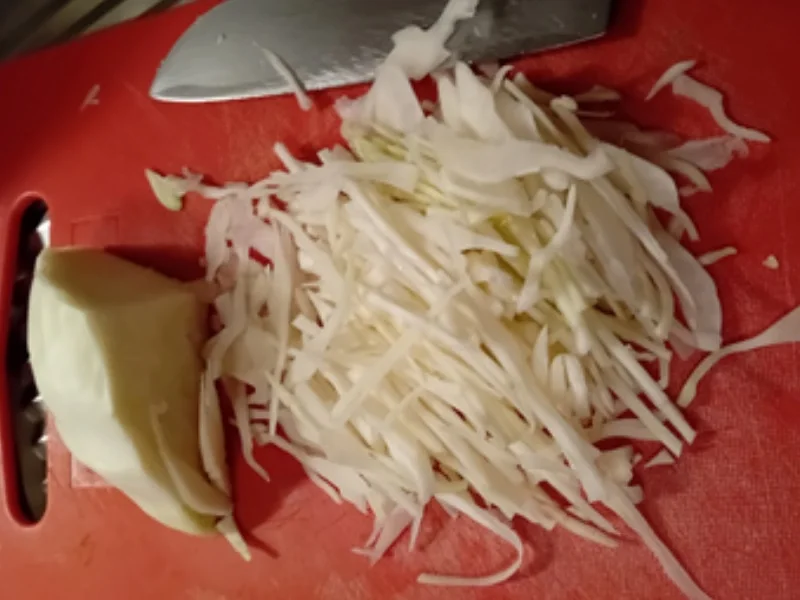 Rezept: Schnitzel mit Pommes-Frites und Weißkohl-Salat Bild Nr. 17697 Schnitzel mit Pommes-Frites und Weißkohl-Salat - Rezept - Bild Nr. 17697