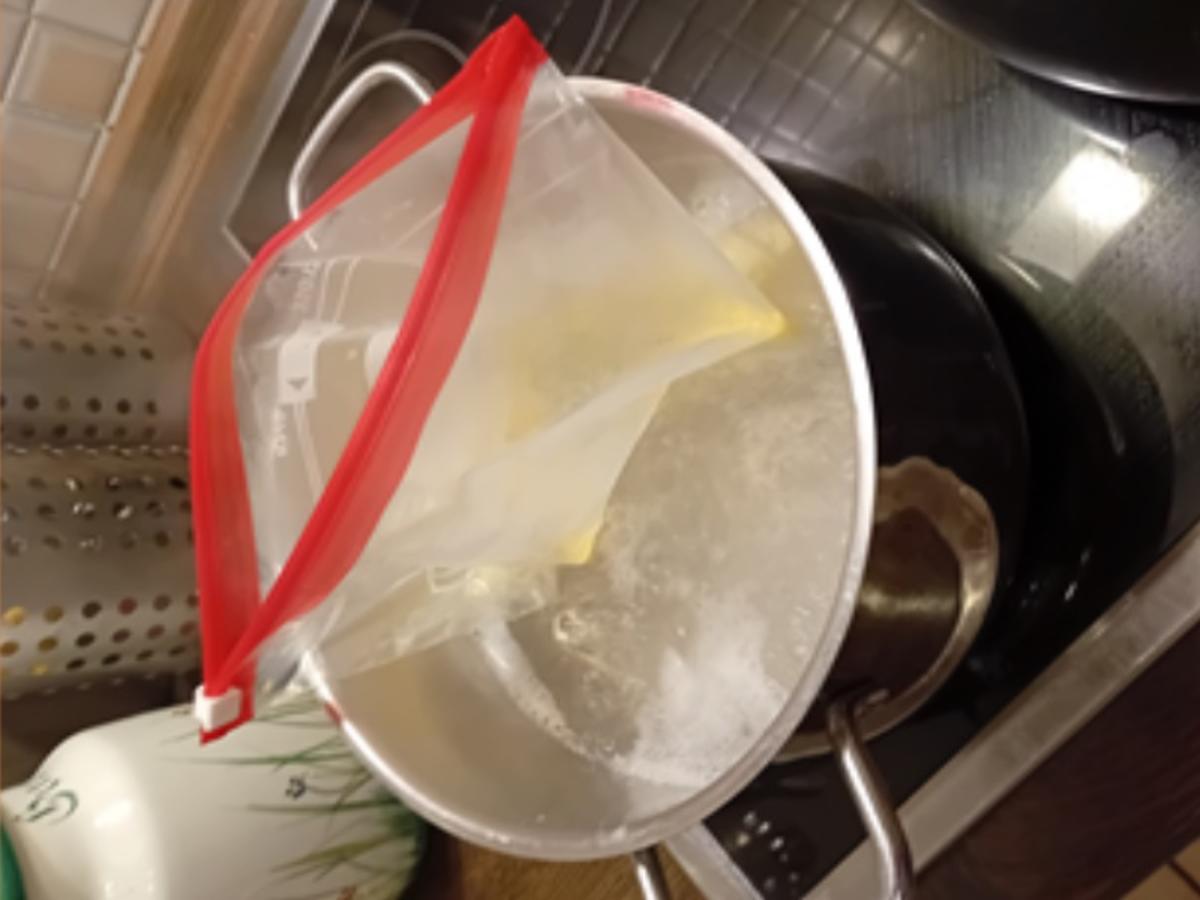 Maxi Suppe mit Hähnchenfleisch, Suppengemüse, Eierstich und Fadennudeln - Rezept - Bild Nr. 17701