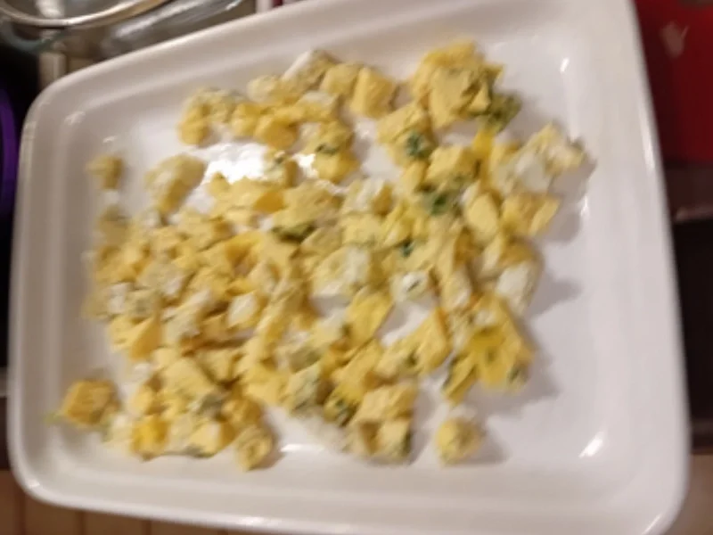 Maxi Suppe mit Hähnchenfleisch, Suppengemüse, Eierstich und Fadennudeln - Rezept - Bild Nr. 17703