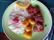 Mini-Filetschnitzel mit Rahm-Kohlrabi und Brat-Drillingen - Rezept - Bild Nr. 2