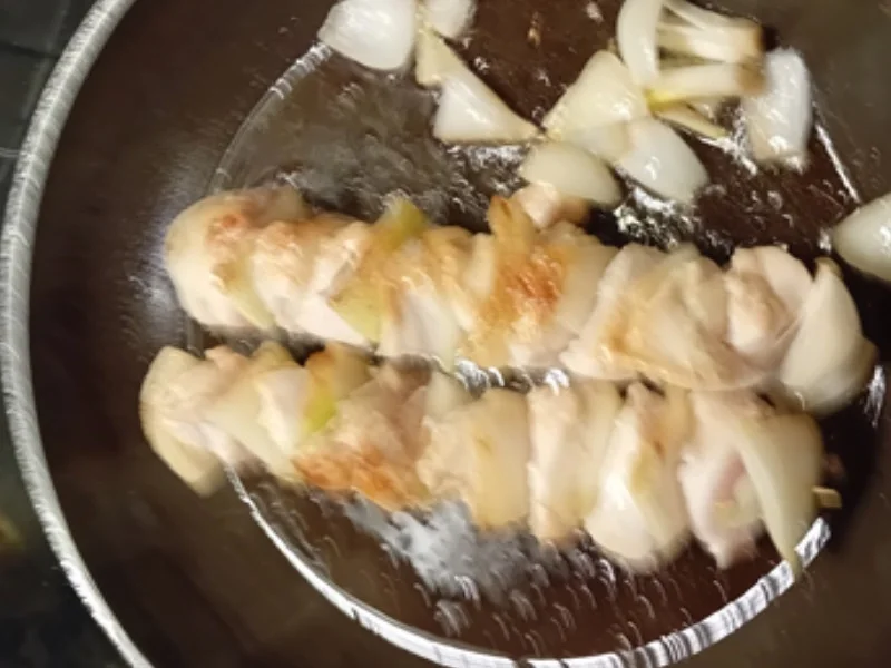 Hähnchenbrustfilet-Spieß mit würziger Auflage, Brokkoli und Möhren-Stampf - Rezept - Bild Nr. 6