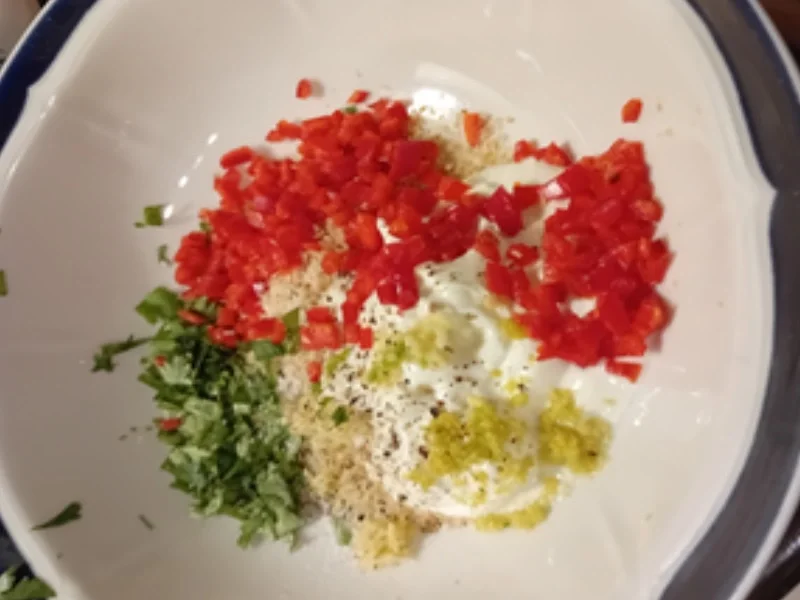 Hähnchenbrustfilet-Spieß mit würziger Auflage, Brokkoli und Möhren-Stampf - Rezept - Bild Nr. 9