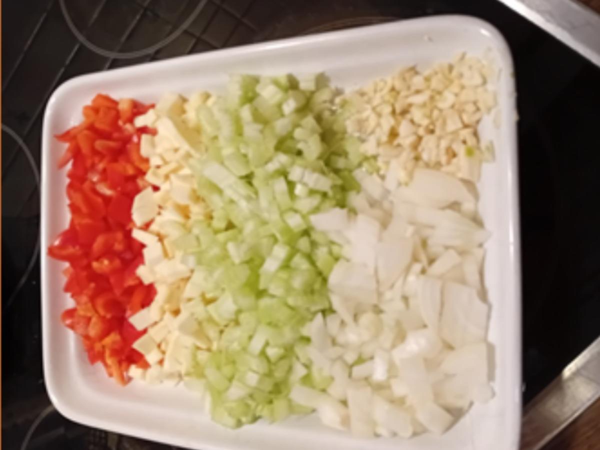 Rezept: Hackstippe mit Kümmel-Pellkartoffeln Bild Nr. 17716 Hackstippe mit Kümmel-Pellkartoffeln - Rezept - Bild Nr. 17716