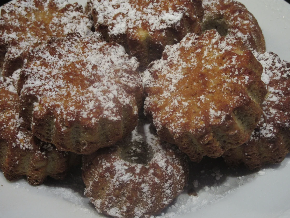 Rezept: Backen: Bananenküchlein Bild Nr. 2 Backen: Bananenküchlein - Rezept - Bild Nr. 2