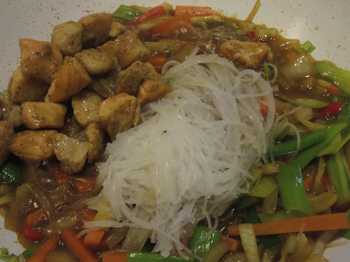 Fisch: Lachs und Rotbarsch mit Glasnudeln - Rezept - Bild Nr. 8