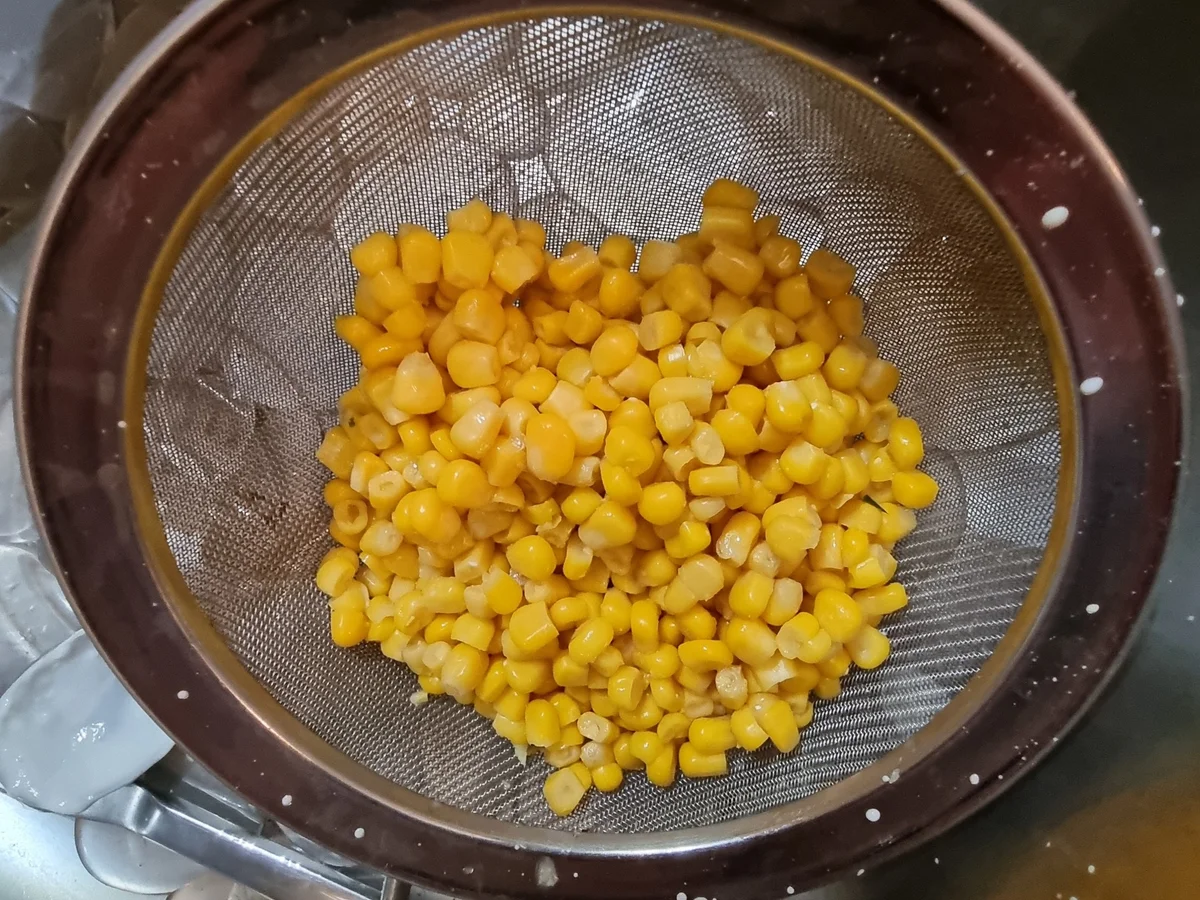 Rezept: Zucchini-Mais-Fritters mit Avocado-Joghurt-Dip Bild Nr. 17778 Zucchini-Mais-Fritters mit Avocado-Joghurt-Dip - Rezept - Bild Nr. 17778