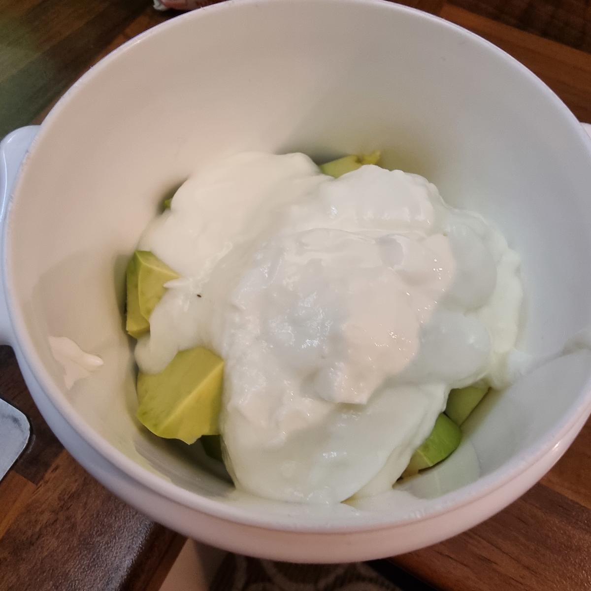 Rezept: Zucchini-Mais-Fritters mit Avocado-Joghurt-Dip Bild Nr. 17796 Zucchini-Mais-Fritters mit Avocado-Joghurt-Dip - Rezept - Bild Nr. 17796